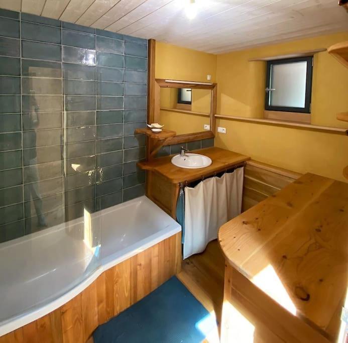 La Maison Du Hetre Brassac  Экстерьер фото
